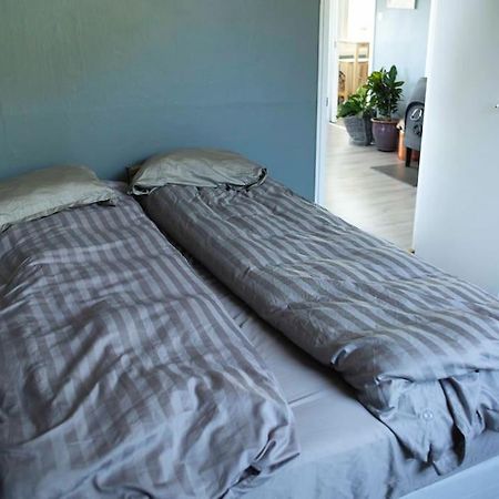Apartamento 5 Minutes To Downtown Arendal-Free Parking Exterior foto
